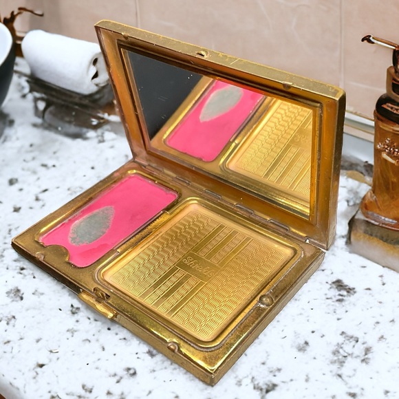 🌺Vintage 1940’s Art Deco Guilloche Enamel Compact - Picture 4 of 14